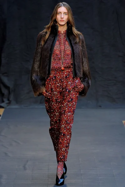 Look 43